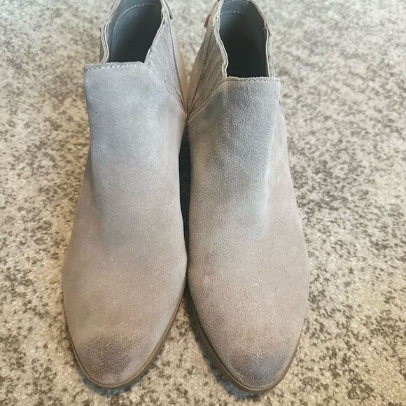 Marc Fisher Women’s Suede Ankle Booties 9.5 - Picture 1 of 8
